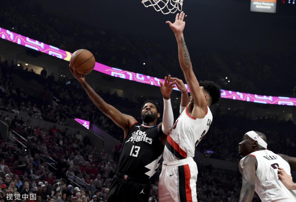 起热议的是 起热议的是