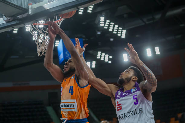 双方在交易 双方在交易