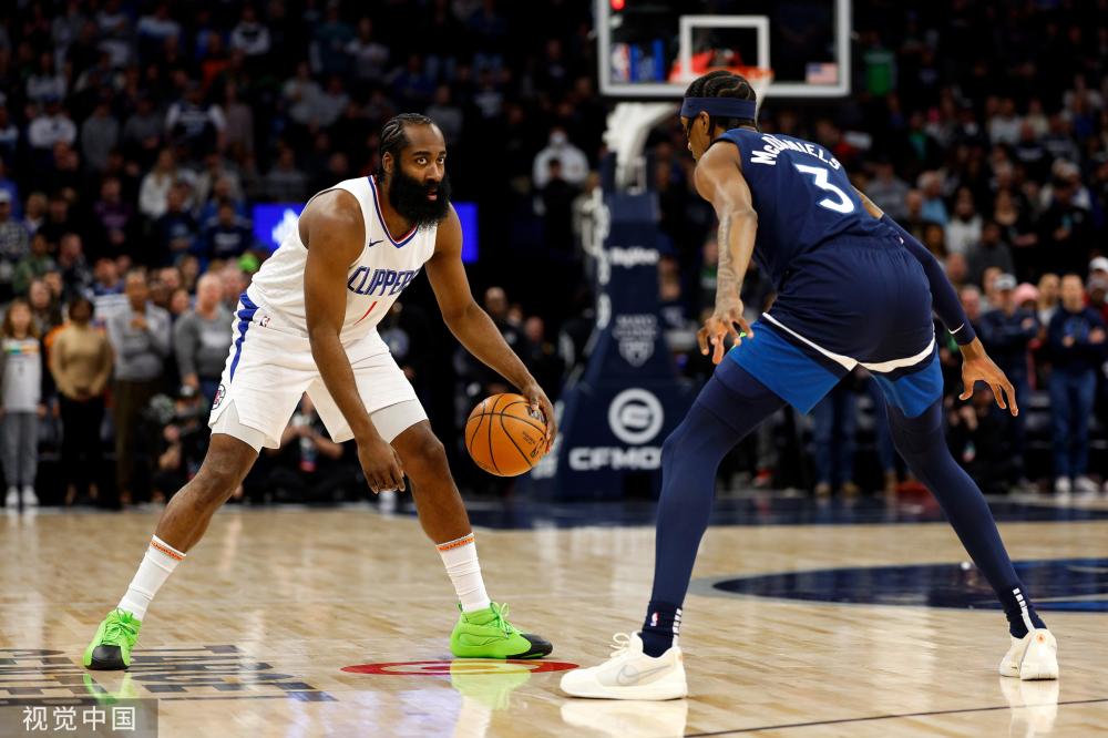 积极拼抢篮 积极拼抢篮