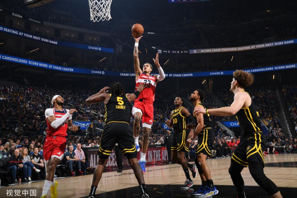 队年轻球员 队年轻球员