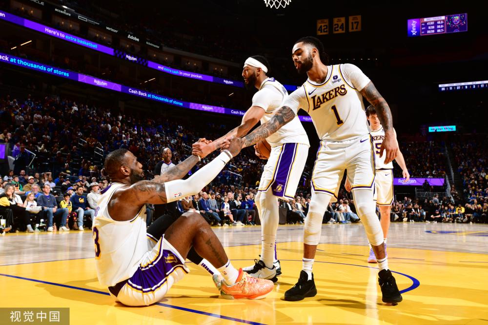 策和控球上 策和控球上