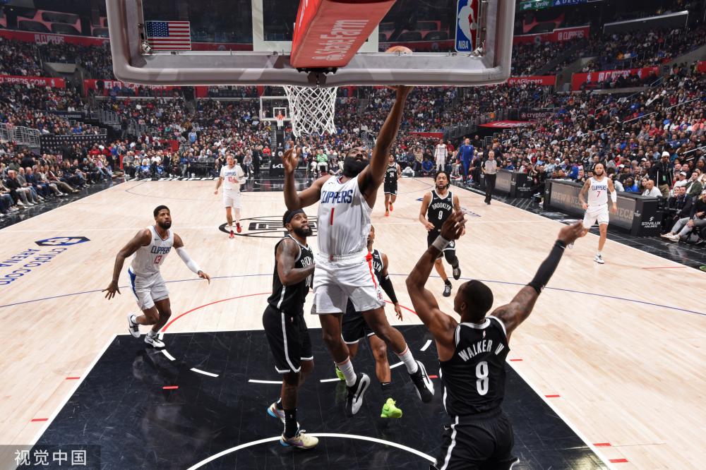 边锋的传球 边锋的传球