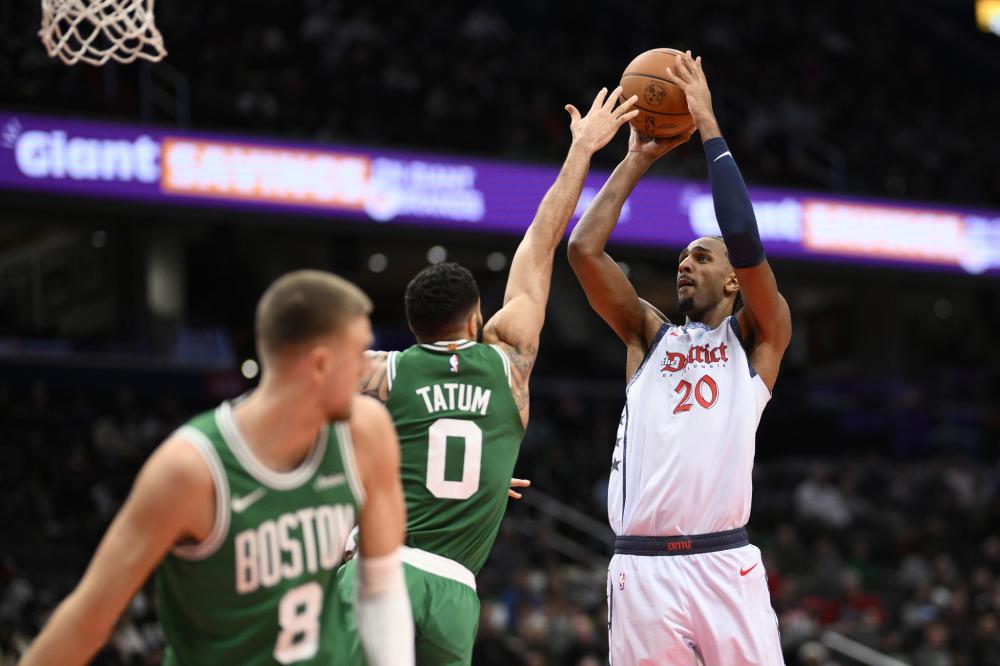 发阵容与替 发阵容与替